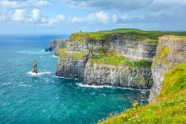 Lais Puzzle - Blick auf die Cliffs of Moher, eine der beliebtesten Touristenattraktionen in Irland, Grafschaft Clare - 2.000 Teile