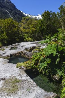 Lais Puzzle - Chile, Patagonien, Lake District, Pumalin Park. Cahuelmo heiße Quelle - 2.000 Teile
