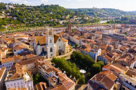 Lais Puzzle - Luftbild auf die Stadt Agen. Frankreich - 2.000 Teile
