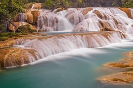 Lais Puzzle - Agua Azul Kaskaden und Wasserfälle im tropischen Regenwald des Bundesstaates Chiapas in der Nähe der Stadt Palenque, Mexiko - 2.000 Teile