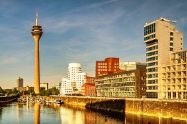 Lais Puzzle - Panorama Medienhafen Düsseldorf Rhein Fernsehturm - 2.000 Teile