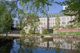 Lais Puzzle - Erzabtei der Missionsbedediktiner-Mönche St. Ottilien, Eresing am Ammersee, Bayern - 2.000 Teile