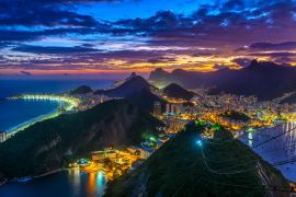 Lais Puzzle - Blick bei Sonnenuntergang auf Copacabana, Corcovado, Urca und Botafogo in Rio de Janeiro. Brasilien - 2.000 Teile