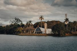 Lais Puzzle - Belo Horizonte, Minas Gerais, Brasilien. Blick auf den Pampulha-See bei Tag - 2.000 Teile