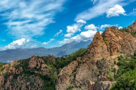 Lais Puzzle - Panoramablick auf die Naturlandschaft Calanques de Piana in Korsika, Frankreich. - 2.000 Teile