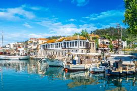 Lais Puzzle - Alter Hafen in Limenas, Hauptstadt und Haupthafen der Insel Thasos, Griechenland - 2.000 Teile