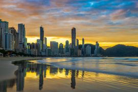 Lais Puzzle - Balneário Camboriú (Brasilien) Skyline bei Sonnenuntergang - 2.000 Teile