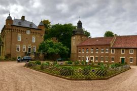 Lais Puzzle - Schloss Loersfeld in Kerpen - 2.000 Teile
