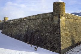Lais Puzzle - Zitadelle von Jaca im Winter, Huesca, Aragon, Spanien - 2.000 Teile