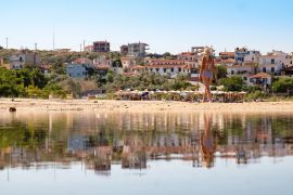 Lais Puzzle - Platanes Beach ikonischer Strand in Skala Marion Stadt, Thasos, Griechenland - 2.000 Teile