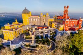 Lais Puzzle - Blick auf den Palácio da Pena in Sintra, Portugal - 2.000 Teile