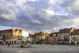 Lais Puzzle - Gniezno / Polen - Sakrale und profane Bauten in der Altstadt, Kathedrale und Stadtbild - Architektur der ersten polnischen Hauptstadt - 2.000 Teile