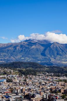Lais Puzzle - Otavalo, Provinz Imbabura, Ecuador - 2.000 Teile