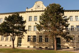 Lais Puzzle - Historisches Gebäude im Zentrum von Vilshofen in Bayern - 2.000 Teile