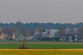 Lais Puzzle - kleines ländliches holländisches Dorf, Rucphen, Nordbrabant, Die Niederlande, klassisches kleines Dorf - 2.000 Teile