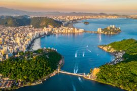 Lais Puzzle - Bucht von São Vicente mit Santos am Fuße im Bundesstaat São Paulo - Brasilien - 2.000 Teile