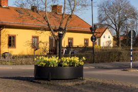 Lais Puzzle - Sandviken, Schweden Ein Kreisverkehr und Topfpflanzen - 2.000 Teile