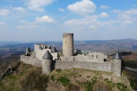 Lais Puzzle - Luftaufnahme Nürburg am Nürburgring - 2.000 Teile