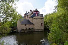 Lais Puzzle - Belgien - Brügge - Esel-Tor - 2.000 Teile