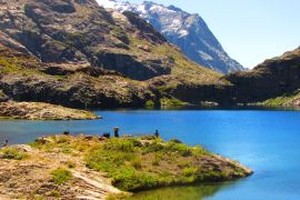 Lais Puzzle - Cuellar Lagunen. Achibueno-Tal, Linares Chile. Andenberg. Natur - 2.000 Teile