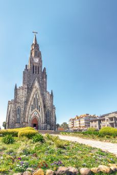 Lais Puzzle - Steinkathedrale von Canela (Kirche Unserer Lieben Frau von Lourdes) - Canela, Rio Grande do Sul, Brasilien - 2.000 Teile