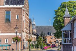 Lais Puzzle - Häuser und Schloss in Coevorden, Niederlande - 2.000 Teile