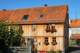 Lais Puzzle - Holzhaus in Wartenberg Vogelsberg - 2.000 Teile