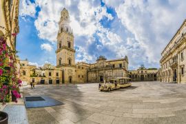 Lais Puzzle - Lecce, Italien - Platz Piazza del Duomo und Kathedrale der Jungfrau Maria, Apulien - 2.000 Teile