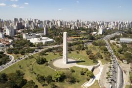 Lais Puzzle - Ibirapuera-Park in der Stadt Sao Paulo, Obelisk-Denkmal. Brasilien. - 2.000 Teile