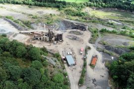 Lais Puzzle - Luftaufnahme über den Kilbarchan-Steinbruch in Renfrewshire, Schottland - 2.000 Teile