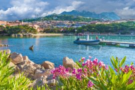 Lais Puzzle - Ansicht des Hafens und des Dorfes Porto Cervo, Region Olbia Tempio, Insel Sardinien, Italien - 2.000 Teile
