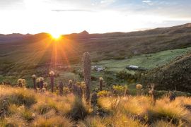 Lais Puzzle - Tot Springs (Termales de Cañón) in der Nähe des Vulkans Nevado del Tolima im Los Nevados National Park, Kolumbien - 2.000 Teile