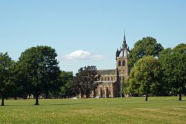 Lais Puzzle - Kirche in Perth Schottland - 2.000 Teile