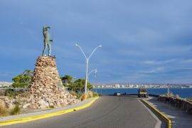 Lais Puzzle - Tehuelche-Denkmal, Puerto Madryn, Die walisische Siedlung, Provinz Chubut, Patagonien, Argentinien, Argentinien - 2.000 Teile