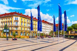 Lais Puzzle - Altstädter Architektur in Bayreuth, Deutschland - 2.000 Teile