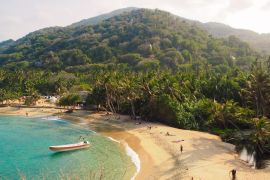 Lais Puzzle - tropischer Strand mit türkisfarbenem Wasser im Tayrona-Nationalpark, Kolumbien - 2.000 Teile