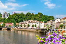 Lais Puzzle - Blumen auf einer Brücke über die Mosel in Epinal, Frankreich - 2.000 Teile