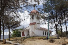 Lais Puzzle - Angasmayo, Huancayo. Kapelle im Cerrito de la Libertad, Peru - 2.000 Teile