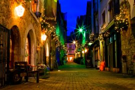 Lais Puzzle - Alte Straße in Galway bei Nacht, Irland - 2.000 Teile