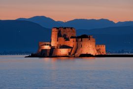 Lais Puzzle - Burg von Bourtzi in Nafplio, Griechenland - 2.000 Teile