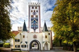Lais Puzzle - Landsberg am Lech - Bayertor, historic town gate. Bavaria, Germany. - 2.000 Teile
