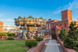 Lais Puzzle - Fußweg zum berühmten Einkaufszentrum der Stadt Lodz - 2.000 Teile