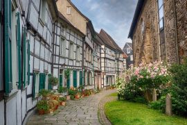 Lais Puzzle - Fachwerkhäuser in der Altstadt von Hattingen - 2.000 Teile