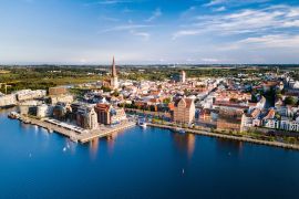 Lais Puzzle - Stadthafen Rostock mit Speichern - 2.000 Teile