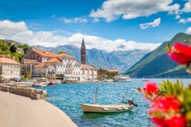Lais Puzzle - Historische Stadt Perast an der Bucht von Kotor im Sommer, Montenegro - 2.000 Teile