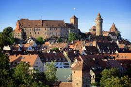 Lais Puzzle - Burg Kaiserburg in Nürnberg mit Altstadt im Sommer - 2.000 Teile