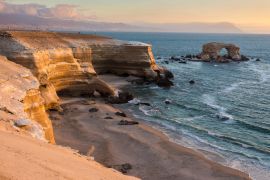 Lais Puzzle - Naturdenkmal 'La Portada' bei Sonnenuntergang, Antofagasta (Chile) - 2.000 Teile