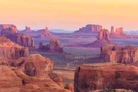 Lais Puzzle - Sonnenaufgang in Hunts Mesa im Monument Valley, Arizona, USA - 2.000 Teile