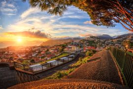 Lais Puzzle - Madeira Portugal Funchal Blick von Monte - 2.000 Teile