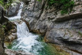 Lais Puzzle - Wasserfall im Olympus-Gebirge, Griechenland - 2.000 Teile